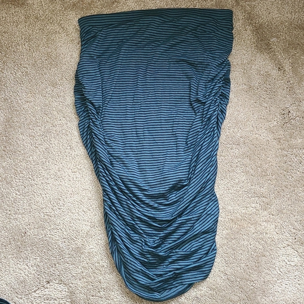 La Relaxed stripped skirt